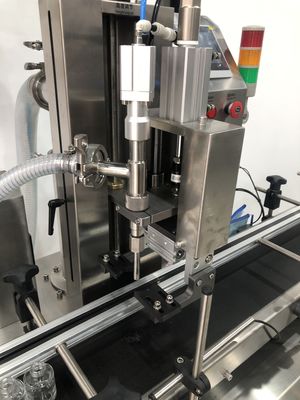 Servo Single Head Gear Pump Liquid Filling Machine completamente automatico