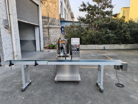 Macchina di riempimento di pompe a motore singolo con nastro trasportatore di 3 metri