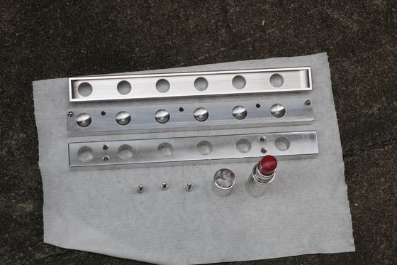 6 fori Vermicelli Professional Lipstick Mold CE ISO certificato