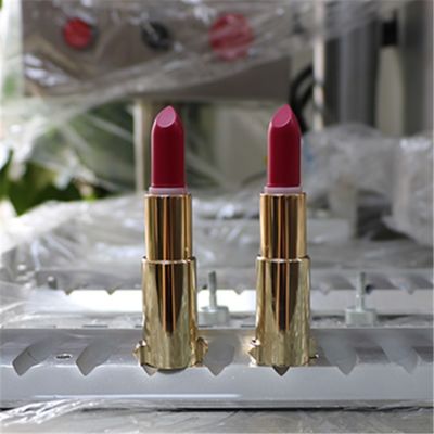 MOLDA di rossetto personalizzato con 12 fori