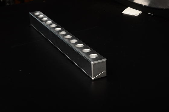 12 fori versamento metallo di rossetto muffa 3-5 stampi al minuto