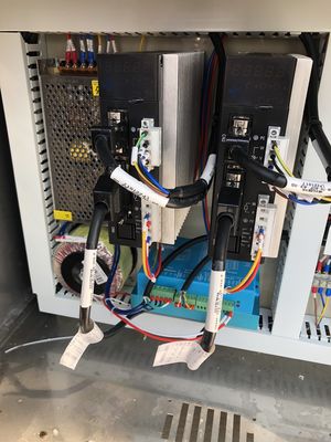 Macchine di riempimento a base di doppio capo per il trucco Macchine di riempimento automatiche ISO
