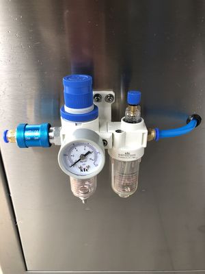Macchine di riempimento a base di doppio capo per il trucco Macchine di riempimento automatiche ISO