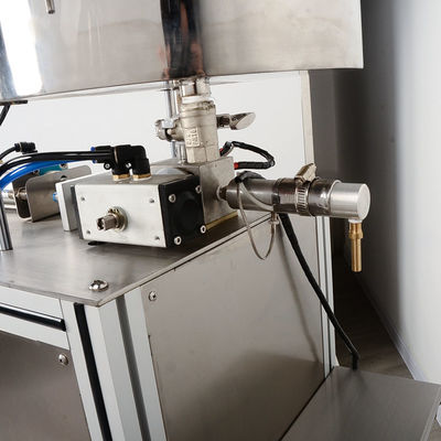 Linea di produzione di rossetti Verticale Pressurizzato Rossetti per riempimento quantitativo