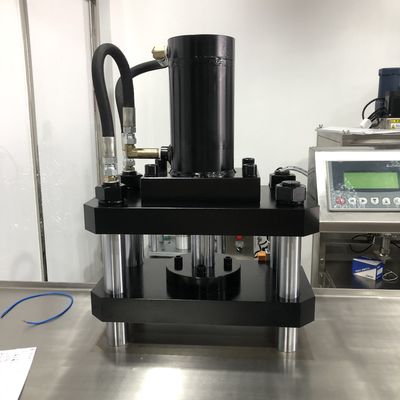 2.8KW Macchina per la produzione di polvere cosmetica 1480x680x1600MM 35-60pcs/min