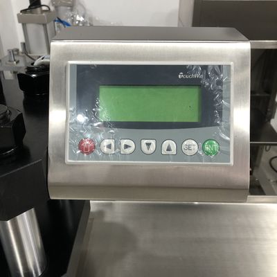 2.8KW Macchina per la produzione di polvere cosmetica 1480x680x1600MM 35-60pcs/min