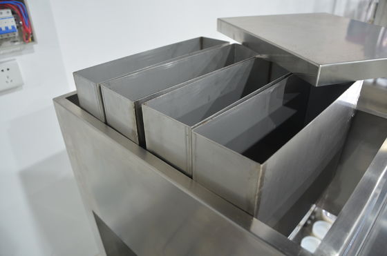 Macchina di riempimento di crema isolante a sfere granulari a quattro colori