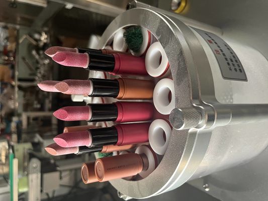 Automatica spruzzare bella macchina di polvere d'oro per il rossetto